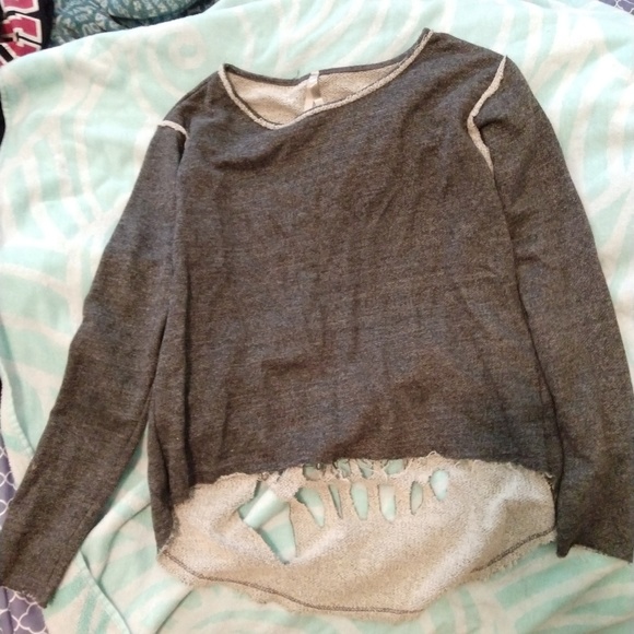 Skull sweater - Picture 2 of 3